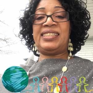 Meet your Posher, Lola